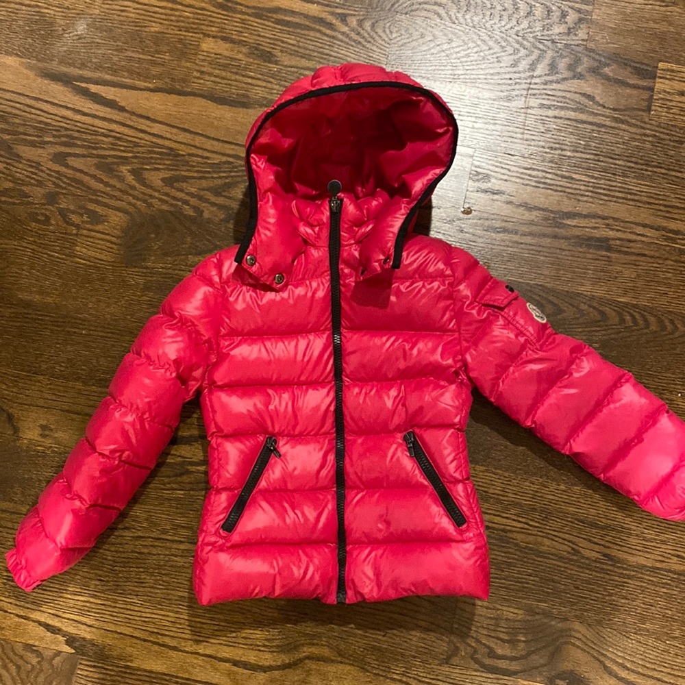 Moncler Girls hot pink puffer jacket. In great condition!
